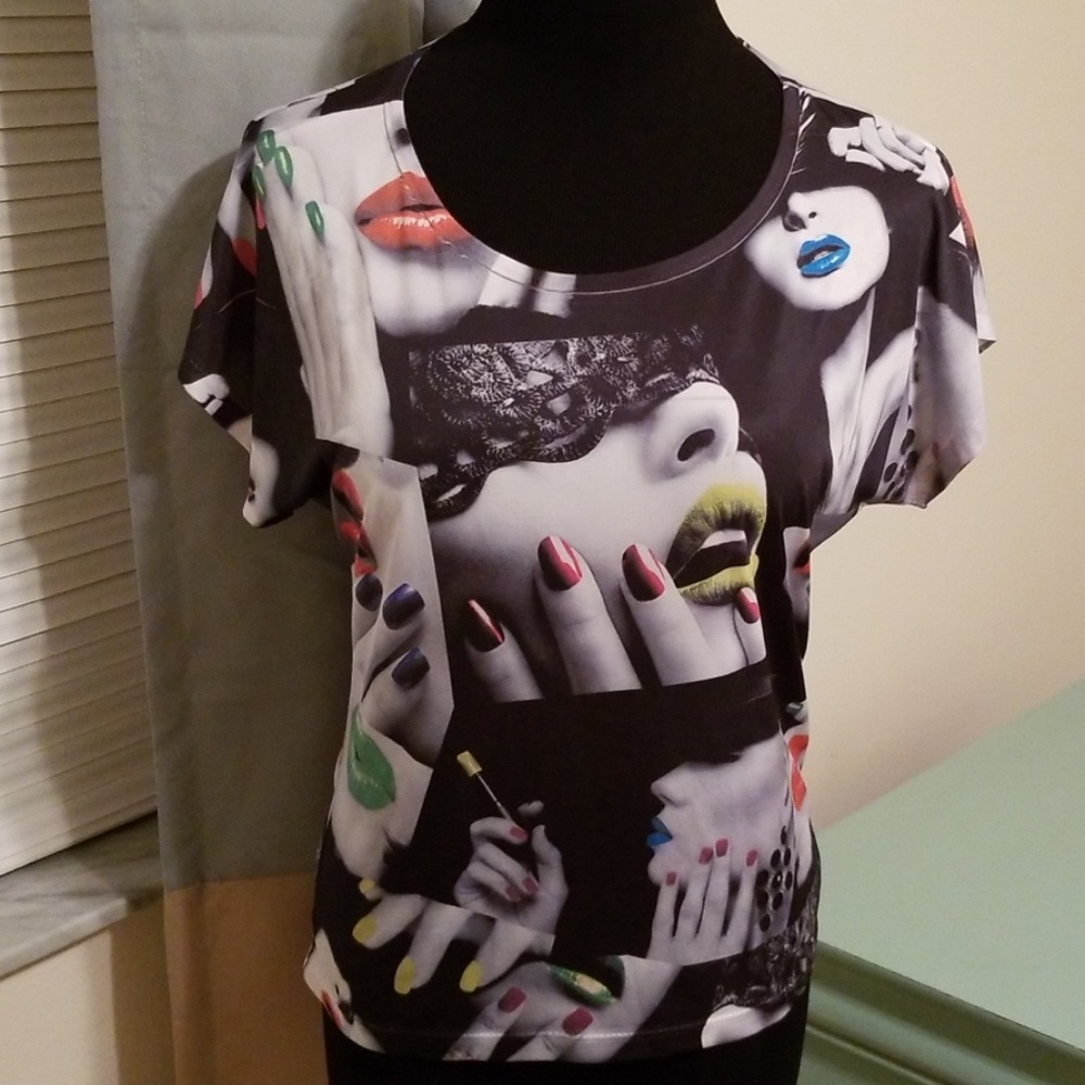 Cleo top 3/$15